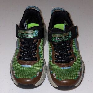 Skechers mega craft tennis shoes, size 11 toddlers EUC
